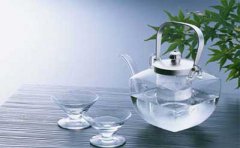 开水放久了真的就不能喝了吗？